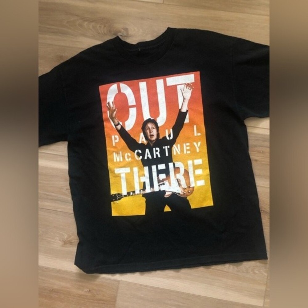 Paul McCartney 2014 “Out There” Tour Tee L